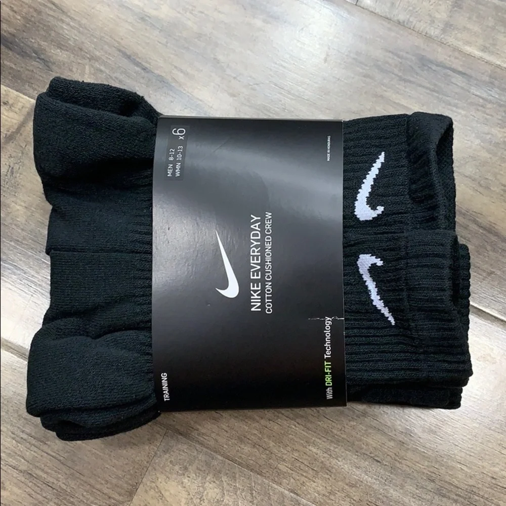 NIKE EVERYDAY COTTON CUSHIONED CREW SOCKS